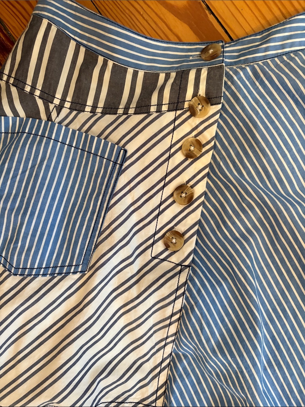 Pilcro Skirt - Picture 2 of 4